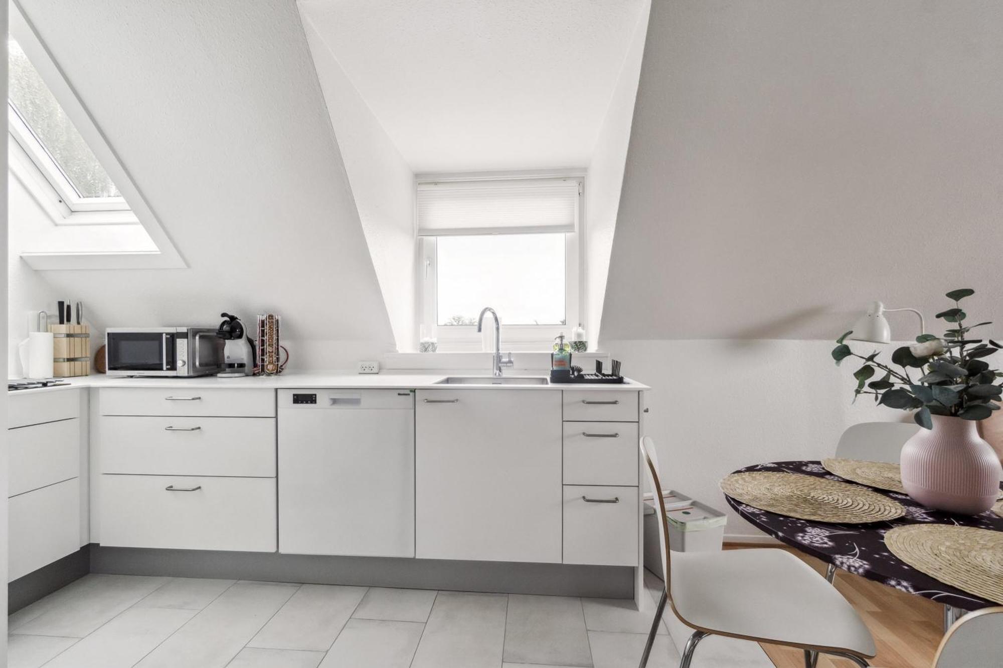 Lovely Top Floor Apart Copenhagen Near Airport, Metro And The Beach Eksteriør billede